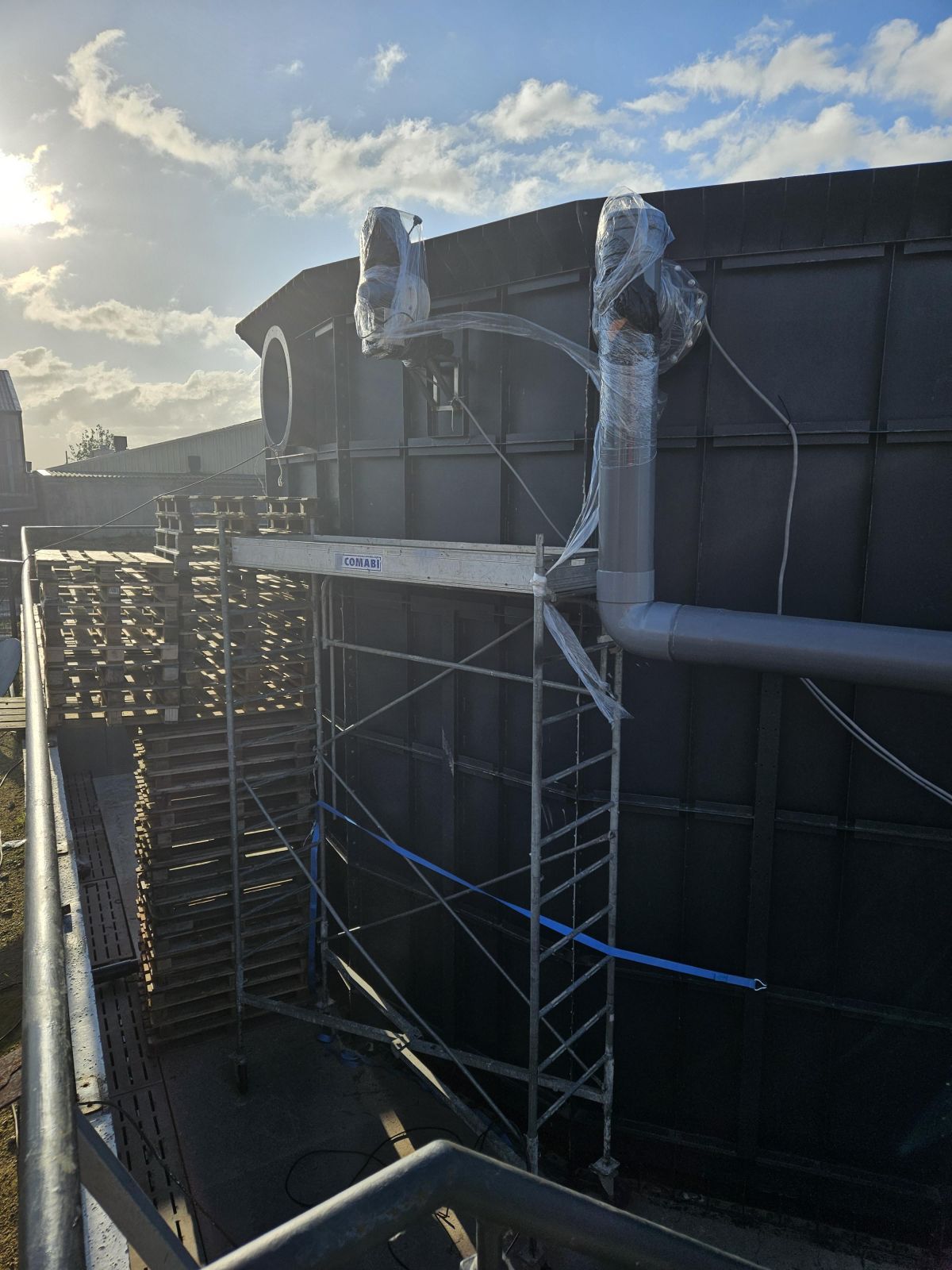 ISOLATION CUVE METHANISATION EN POLYURETHANE AIRMETIC ISOLATION ISOLATION CUVE METHANISATION EN POLYURETHANE AIRMETIC ISOLATION